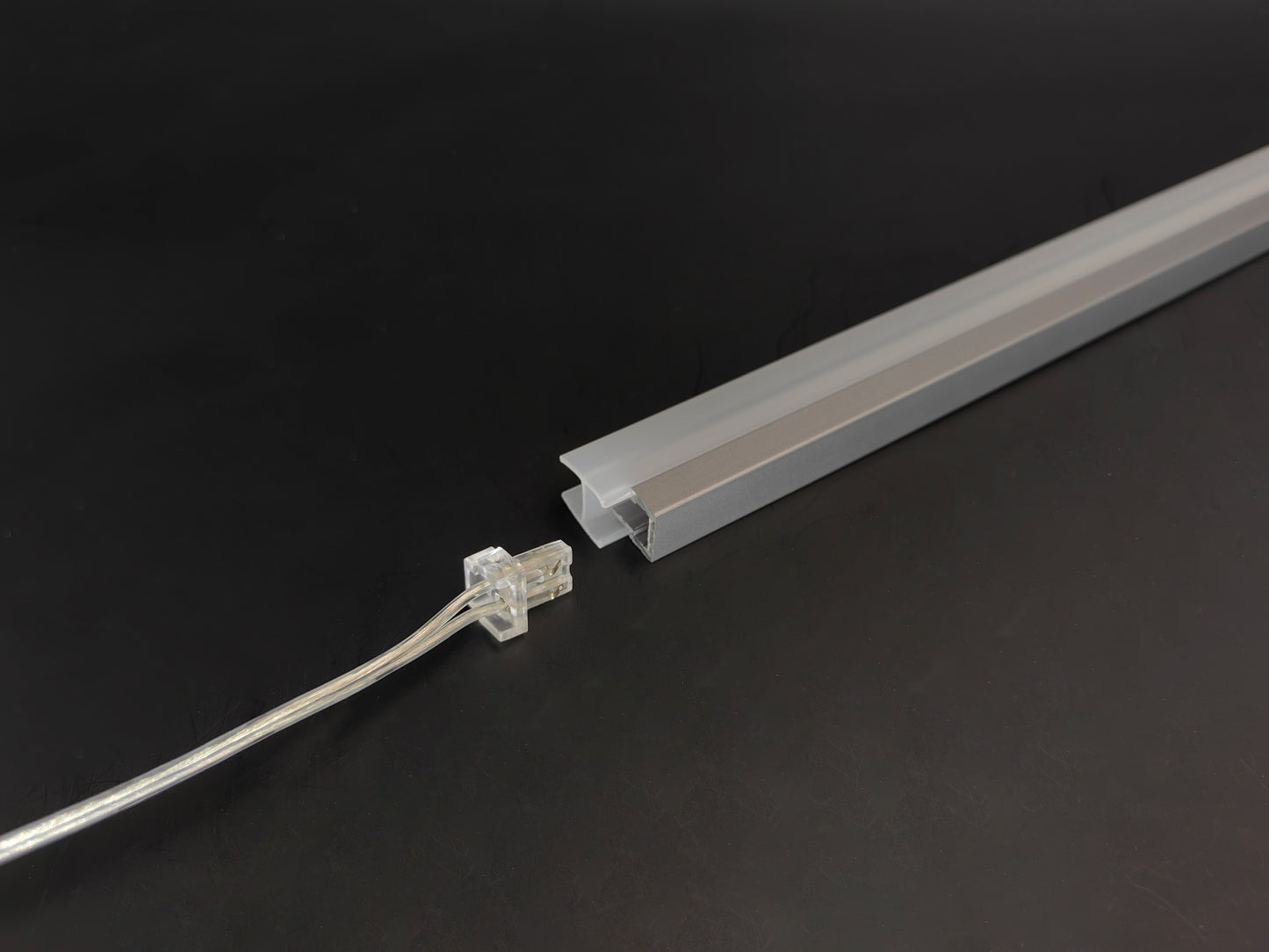 LD1026 定制切割 LED 玻璃夹