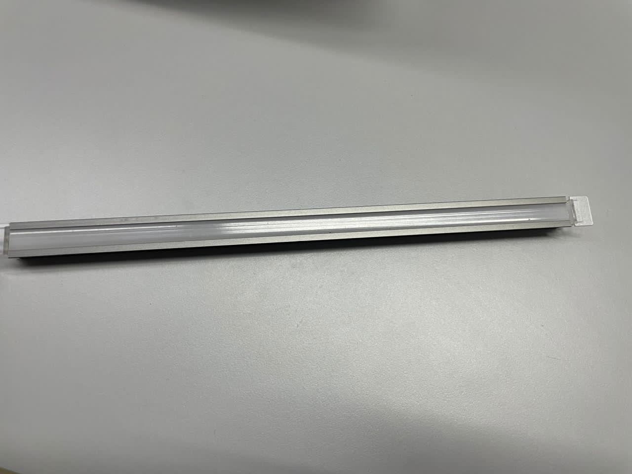 LD1024 定制切割嵌入式 LED 通道
